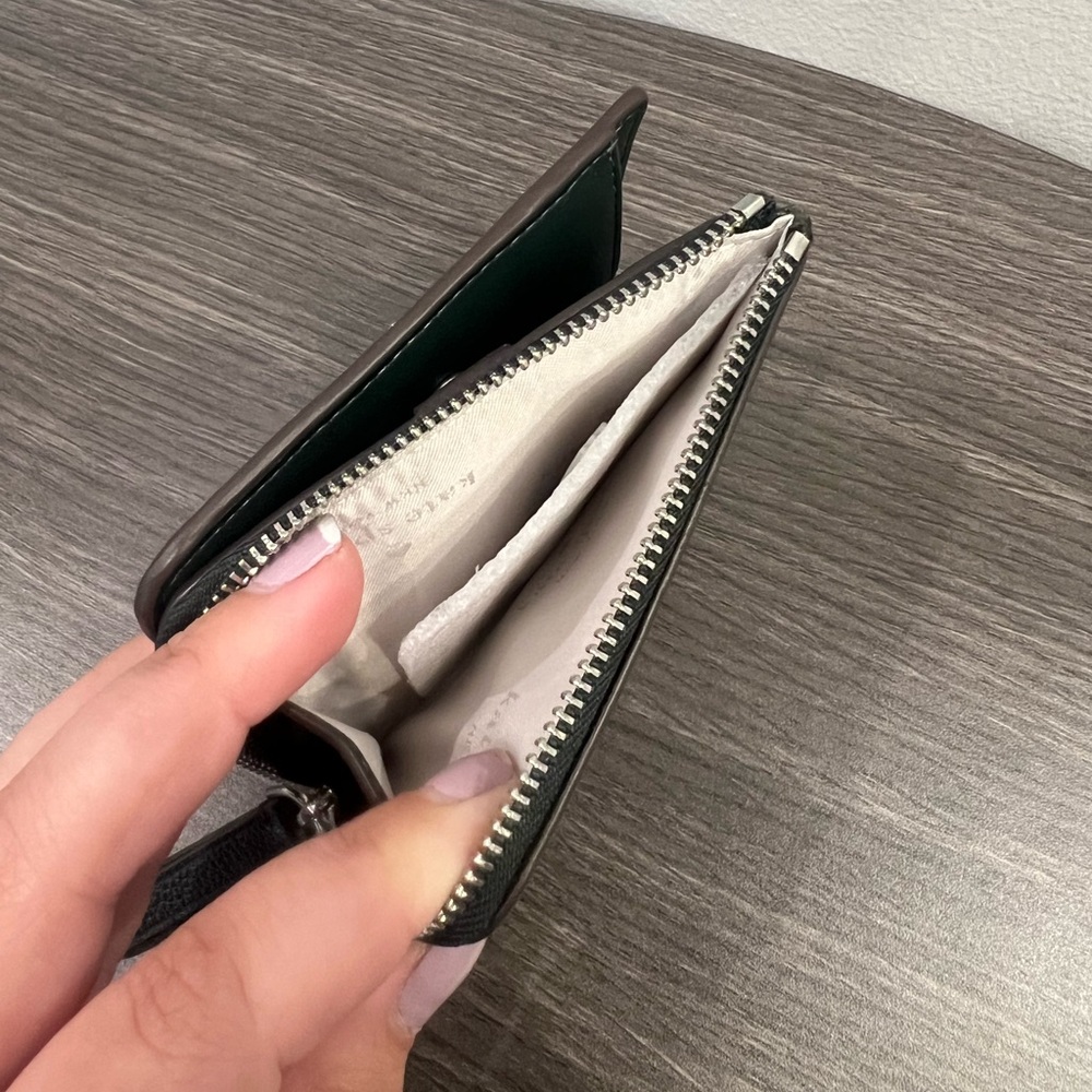 ✨ NWT - Kate Spade Leila Pebbled Leather Small L-Zip Wallet ✨ - Picture 10 of 10